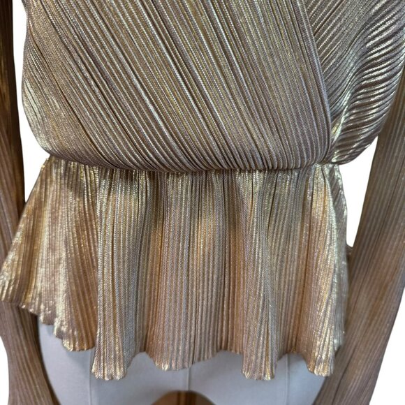 Gianni Bini gold pleated blouse.  V-Neck Long sleeves.  Size:XS - Picture 5 of 7